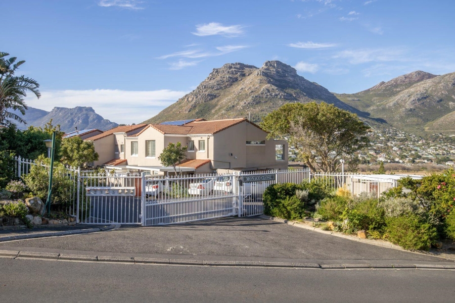 3 Bedroom Property for Sale in Northshore Western Cape